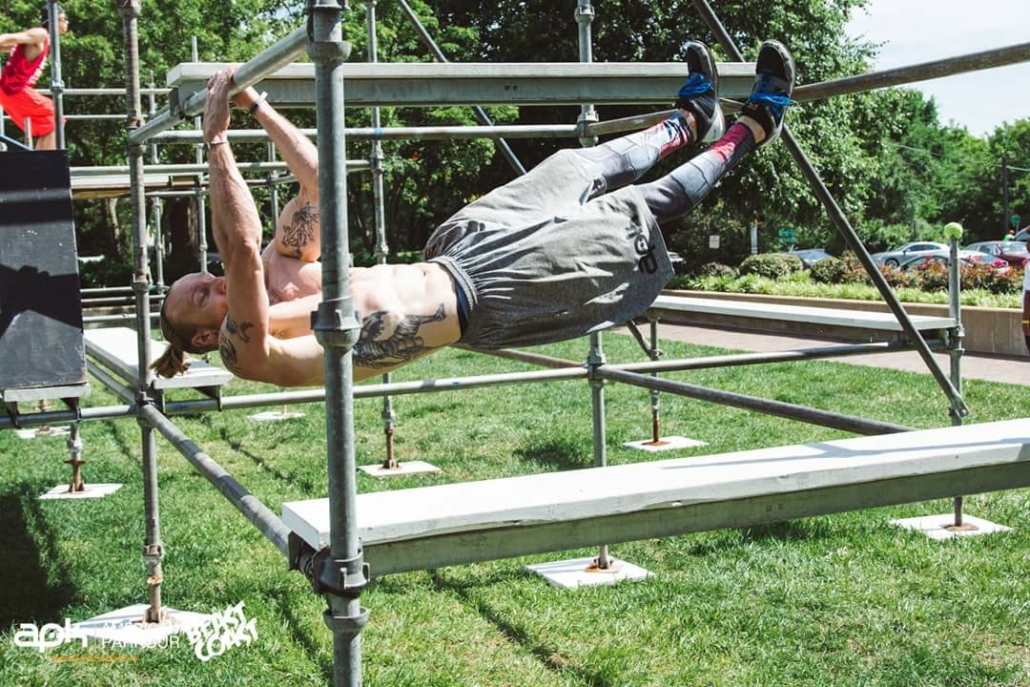 Scaffolding is great for Parkour bar training!